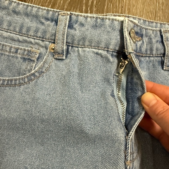 Y2K Forever 21 Spike Studded Denim Micro Skirt Size Small Grunge - Picture 3 of 9